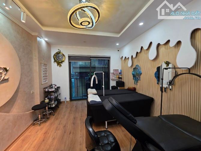 Nhà phân lô VIP, oto đỗ cửa. 5 tầng thiết kế hiện đại. Gần chợ, trường học, đi lại tiện - 2