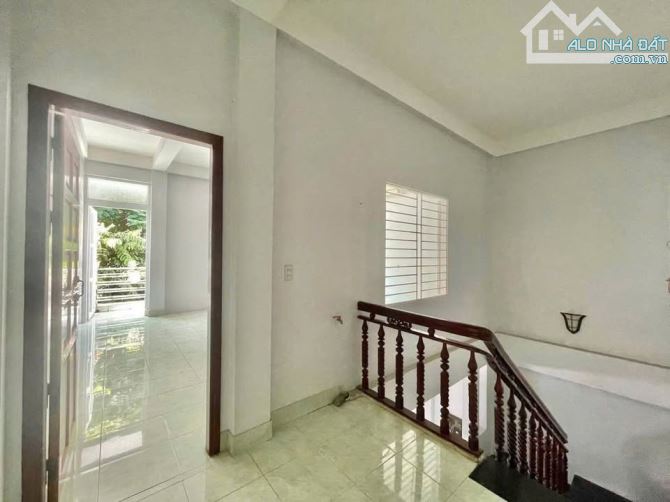 Nhà 2 tầng MẶT TIỀN TRẦN ANH TÔNG, Trường An, TP Huế - 2