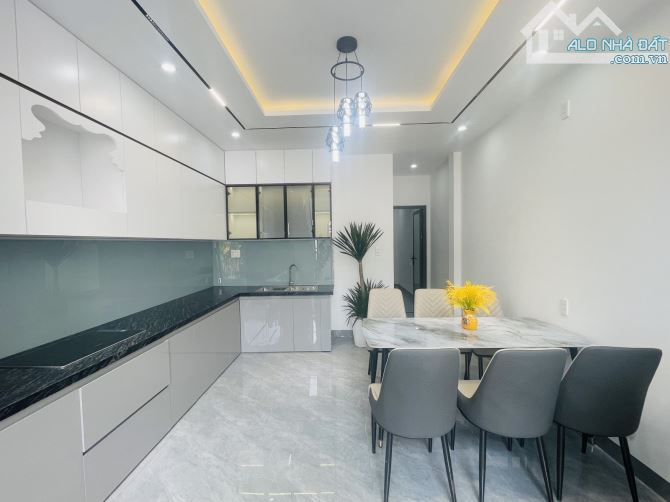 NHÀ ĐẸP 2 TẦNG FULL NỘI THẤT PHẠM NHƯ XƯƠNG - ĐÀ NẴNG - 2