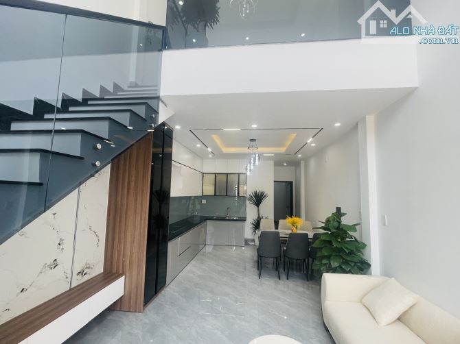 NHÀ ĐẸP 2 TẦNG FULL NỘI THẤT PHẠM NHƯ XƯƠNG - ĐÀ NẴNG - 3