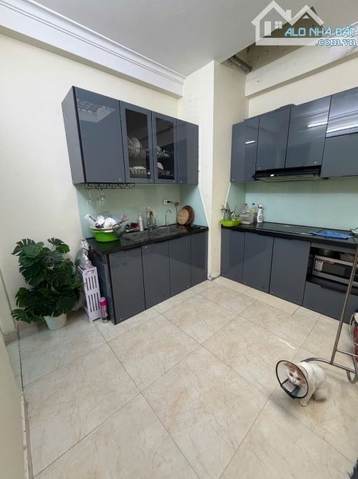 Nhà phân lô VIP, oto đỗ cửa. 5 tầng thiết kế hiện đại. Gần chợ, trường học, đi lại tiện - 4