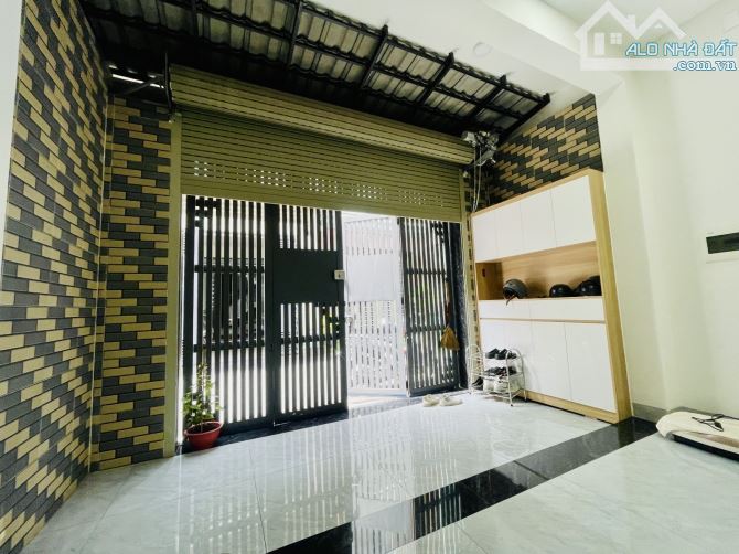 BÁN NHÀ TRƯỜNG THỌ - ĐI ĐÂU CŨNG TIỆN - 79M2 (4.5x17.5) - 4 TẦNG MỚI CỨNG - GIÁ 8.6 Tỷ - 5