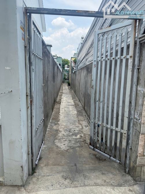 Thới AN  NHÀ 2 tầng 68m ngang 4x17m, btct  nhỉnh 2 tỷ