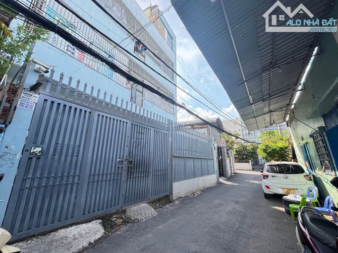 Toà CHDV Quận Bình Thạnh - 216m² - Ngang Khủng Hơn 10m - 4 Tầng - 18 Phòng