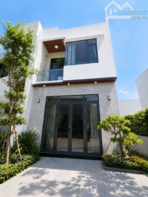 Nhà Nam Cao 2 tầng kiệt 5m giá rẻ bất ngờ