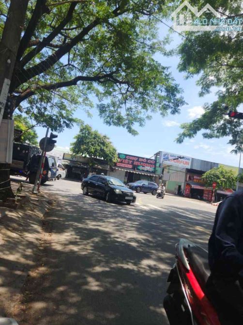 Bán nhà kiệt ô tô Hoàng Văn Thái _Gần chợ.. gần trường học