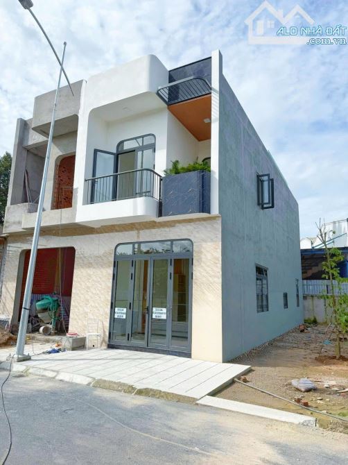 CHỈ TỪ 600TR SỞ HỮU NHÀ 1 TRỆT 1 LẦU FULL NỘI THẤT