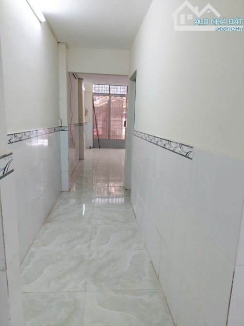 Cho thuê nhà hẻm nhựa đường xe tải Dương Văn Dương, 2PN, dt 4 x 16, 1 lửng