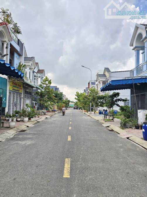 3,4Tỷ TL🔥Bán nhà 1 trệt 1 lầu KDC Hiện Hữu, Kinh Doanh nhỏ_ p.Bình Chuẩn, Tp Thuận An - 1