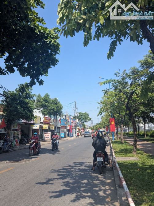 Cho thuê kho xưởng MẶT TIỀN TRƯƠNG THỊ HOA, gần Metro Q12 - 550m2 - giá 50tr - 1