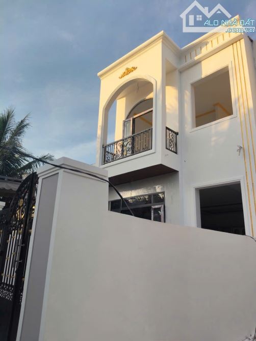 Bán nhà Diên Điền thôn Trung 3 mới xây phong cách hiện đại dọn vào ở ngay - 1