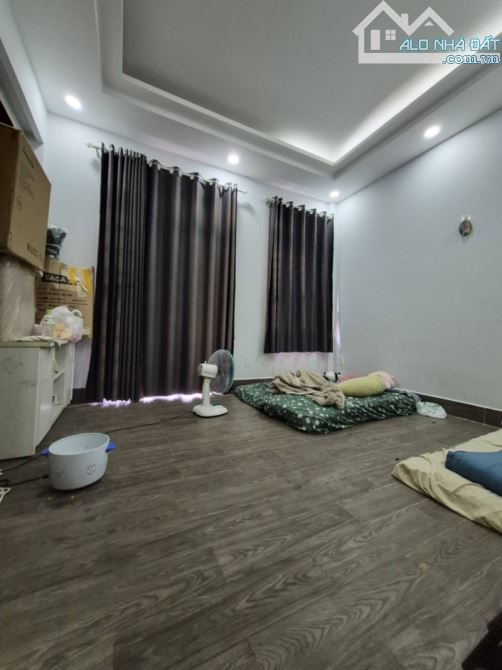 TIỆN KINH DOANH-BÁN NHÀ MẶT TIỀN CHỢ TRẦN HỮU TRANG- PHÚ NHUẬN- 44M2-4.XT - 1