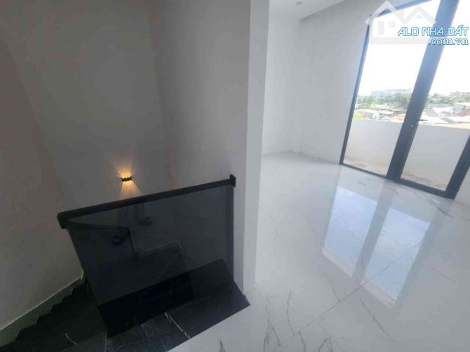 Bán nhà kiệt ô tô Hoàng Văn Thái _Gần chợ.. gần trường học - 2