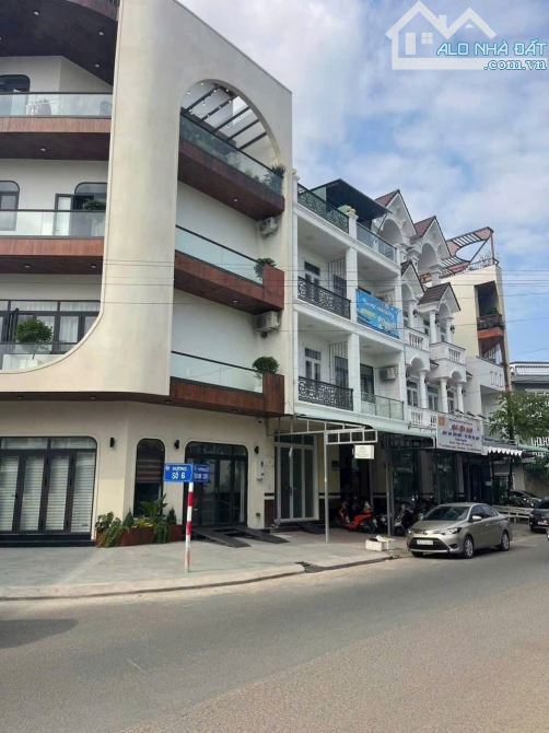 Nhà ba lầu 6 tỷ mặt tiền đường Trần Minh Sơn gần Đại học Y Dược, TP Cần Thơ - 2