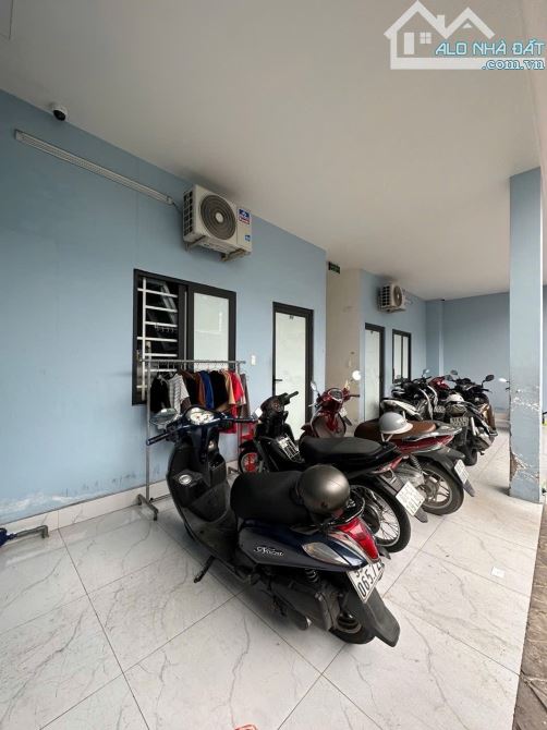 Toà CHDV Quận Bình Thạnh - 216m² - Ngang Khủng Hơn 10m - 4 Tầng - 18 Phòng - 3