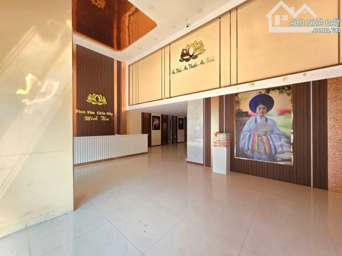 Cho thuê toà nhà Mặt tiền Lý Thái Tổ 10x24 - 6