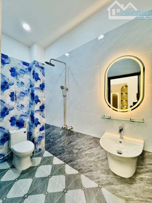 Mua Ngay Nhà Đi ‼️ Cần bán ngộp căn nhà Đường Hồng Hà - TPHCM / Giá 2 Tỷ 680 Triệu - 7