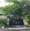 Bán nhà khu dân cư sát chợ Đại Hải - Xã Bà Điểm Giá 5,5 tỷ -Đường 14m Dt 4m x 15m.