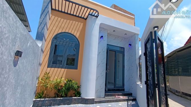 NHÀ DIÊN ĐIỀN 62M HƯỚNG ĐÔNG NAM 1 Ỷ290TR PHÙ HỢP VỢ CHỒNG TRẺ