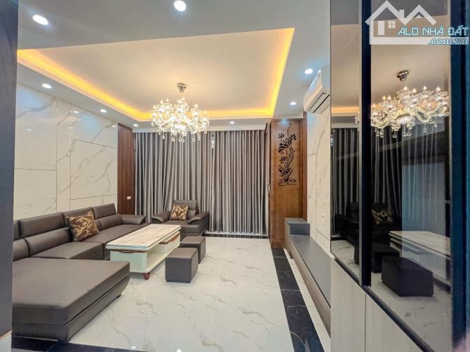 CHÍNH CHỦ BÁN GẤP NHÀ 5 TẦNG, THANG MÁY, VỈA HÈ 5M, Ở SƯỚNG, KINH DOANH ĐỈNH CAO, VĂN PHÚ - 1