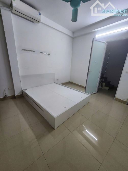 Cho thuê nhà ngõ 1 Thiên Hiền, Mỹ Đình - Nam Từ Liêm 30M x 4T SƠN SỬA SẠCH SẼ giá 10tr - 1