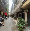 Bán Nhà Phố Lý Nam Đế, khu Quân Đội - OTO đỗ cửa 40m2 x 3 tầng - Nhà 2 thoáng - Sổ riêng