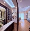 Quận 7, mặt tiền đường số, xe hơi ra vô thoải mái, nội thất cao cấp, thiết kế sang trọng