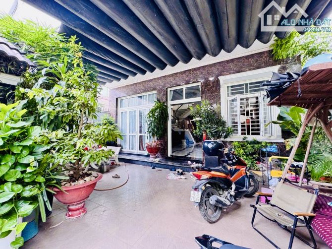 BÁN BIỆT THỰ BÌNH THỌ - ĐẶNG VĂN BI - GẦN GA METRO - 8x22 170M2 - CHỈ 12 TỶ
