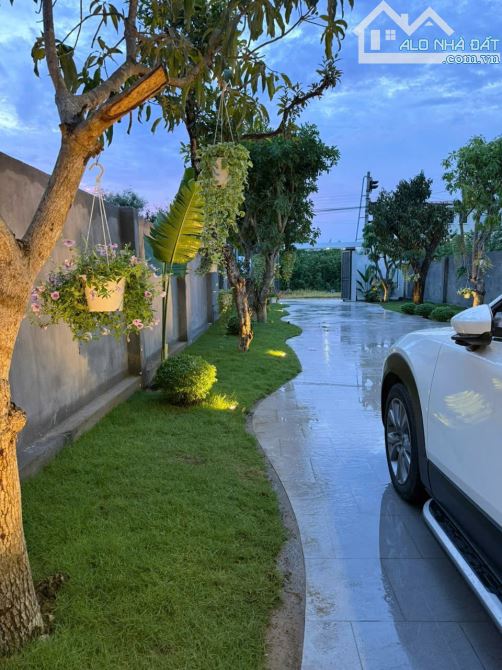 🔴🔴Căn Biệt Thự LUXURY Rộng 570m2 Toạ Lạc Tại Trung Tâm Xã Suối Hiệp (CẠNH TRỤ SỞ CÔNG AN - 1