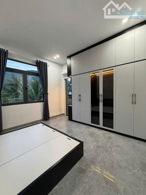 🔴🔴Căn Biệt Thự LUXURY Rộng 570m2 Toạ Lạc Tại Trung Tâm Xã Suối Hiệp (CẠNH TRỤ SỞ CÔNG AN - 12
