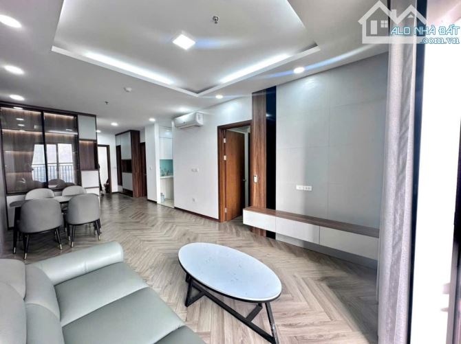 Bán chung cư Green Pearl Lê Thái Tổ dt 80m 2 ngủ tầng 24 - 2