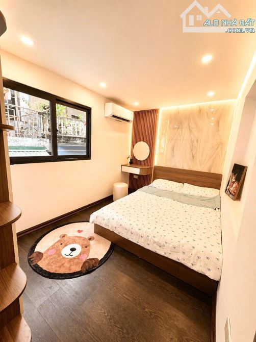 BÁN CĂN HỘ TẬP THỂ NHỈNH 3 TỶ- DỐC THỌ LÃO- GẦN PHỐ- Ô TÔ ĐỖ- FULL NỘI THẤT- 25/50M- 3 NGỦ - 4