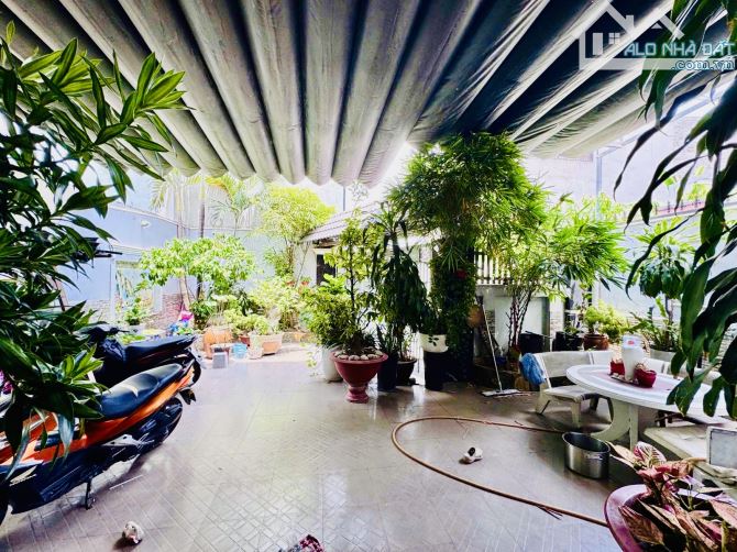 BÁN BIỆT THỰ BÌNH THỌ - ĐẶNG VĂN BI - GẦN GA METRO - 8x22 170M2 - CHỈ 12 TỶ - 4