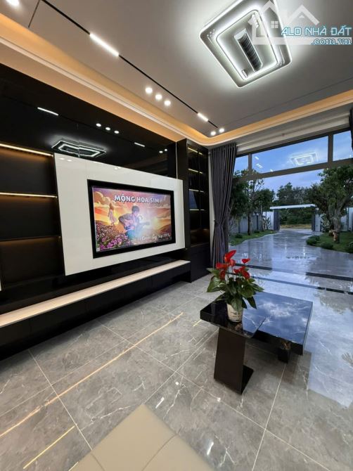 🔴🔴Căn Biệt Thự LUXURY Rộng 570m2 Toạ Lạc Tại Trung Tâm Xã Suối Hiệp (CẠNH TRỤ SỞ CÔNG AN - 8
