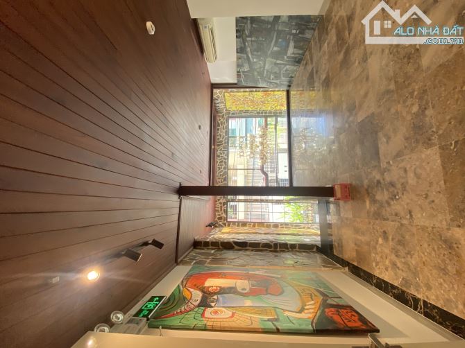 Bán khách sạn Nguyễn Văn Thoại, 5 tầng