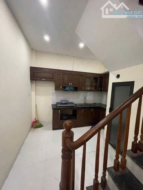Cho thuê nhà ở Xuân Phương 4 tầng, full đồ, oto cách 50m