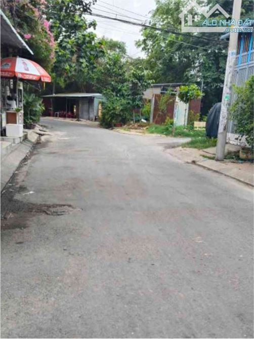 🏡 BÁN NHÀ MẶT TIỀN – GẦN ĐƯỜNG TRẦN VĂN MƯỜI & QL22 – HÓC MÔN, DIỆN TÍCH RỘNG (M040)