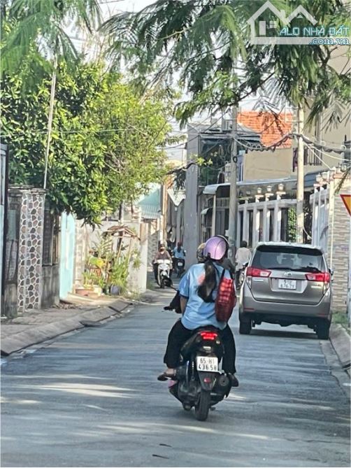 🏡 BÁN NHÀ MẶT TIỀN – GẦN ĐƯỜNG TRẦN VĂN MƯỜI & QL22 – HÓC MÔN, DIỆN TÍCH RỘNG (M040) - 1