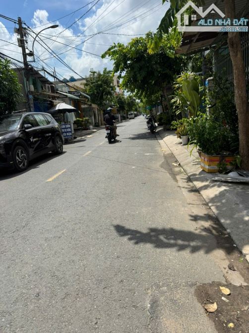 MẶT TIỀN Đ. TIỀN LÂN 15 - SÁT CỔNG KCN VĨNH LỘC GẦN PHAN VĂN HỚN NHÀ C4 60M2. CHỈ HƠN 3 TỶ - 2