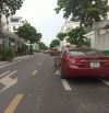 BÁN BIỆT THỰ LOUIS CITY HOÀNG MAI, 5 TẦNG MẶT TIỀN RỘNG, ĐƯỜNG Ô TÔ THÔNG, KINH DOANH.