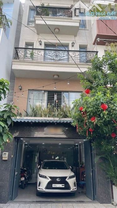 KHÓ TÌM TẠI Q1!!! Siêu phẩm Callmette, phường Nguyễn Thái Bình. Giá: 5,55 Tỷ (DT 5,3x13m)