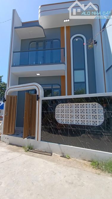 NHÀ TRUNG TÂM DIÊN THẠNH GẦN THỊ TRẤN CHỈ 1 TỶ 670TR 2 TẦNG - 2