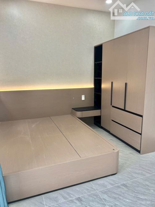- Nhà 3 tầng FULL NỘI THẤT đường Thạnh Xuân 40 phường Thạnh Xuân Q12, DT 104m2 (4,3x24) đư - 5