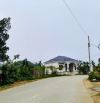 Bán đất Ba Vì, mặt đường nhựa, gần UB xã, trường C3 Minh Quang, bến xe BUS, 2560m, 4 4tỷ