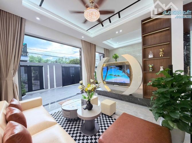 Biệt thự sụp hầm khu Dương Sơn - Hoà Xuân giá rẻ - 1