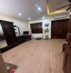 Cho thuê nhà Đê La Thành – Đống Đa DT 85m x 5 tầng, ngõ ô tô tránh giá thuê 22tr/th