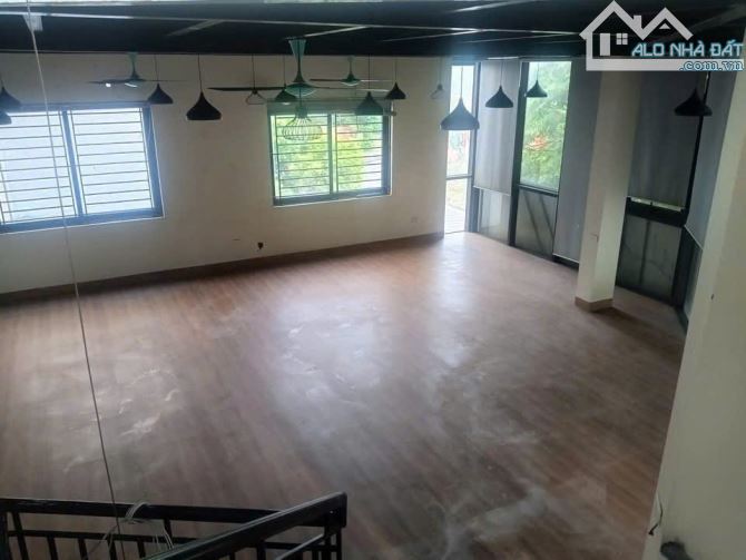 Cho thuê nhà Thị Cấm Phương Canh 60m, 3 tầng, lô góc 3 mặt thoáng, oto đỗ - 1