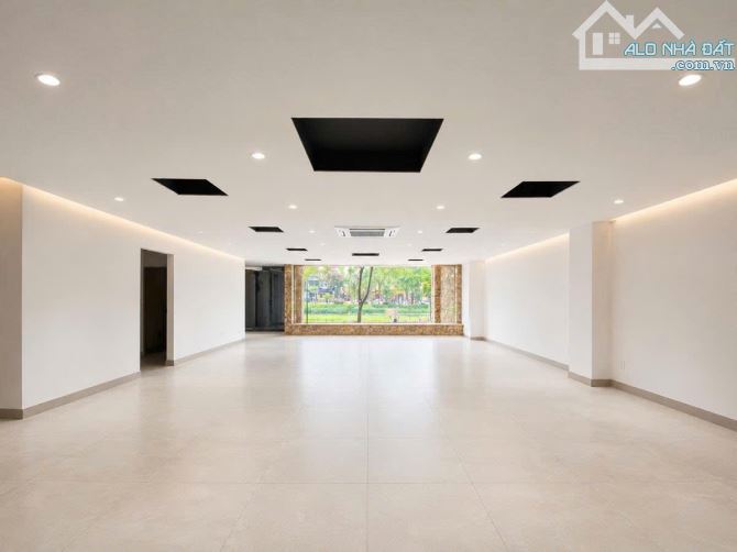 BÁN TOÀ VP PHÚ DIỄN TỪ LIÊM 57 TỶ 190m MT 10m 8T THANG MÁY PHÂN LÔ Ô TÔ TRÁNH KINH DOANH - 2