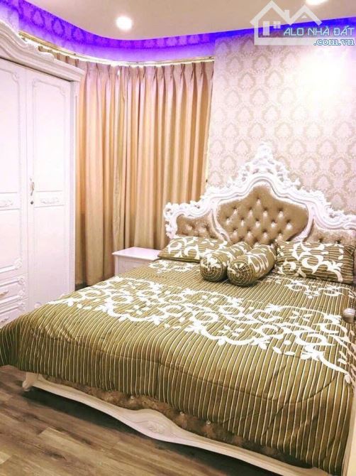 Bán căn hộ cao cấp 3 p ngủ full nội thất sổ hồng sát q. Tân bình - 3