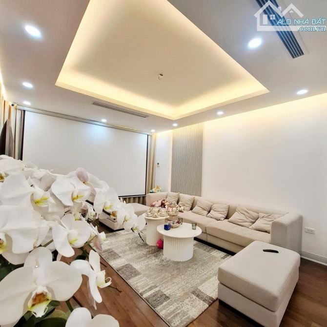 BÁN NHÀ PHÂN LÔ- VƯƠNG THỪA VŨ- HIẾM-LÔ GÓC 3 THOÁNG- 8T THANG MÁY- KHÔNG QH- 57M- 28.9 TỶ - 3